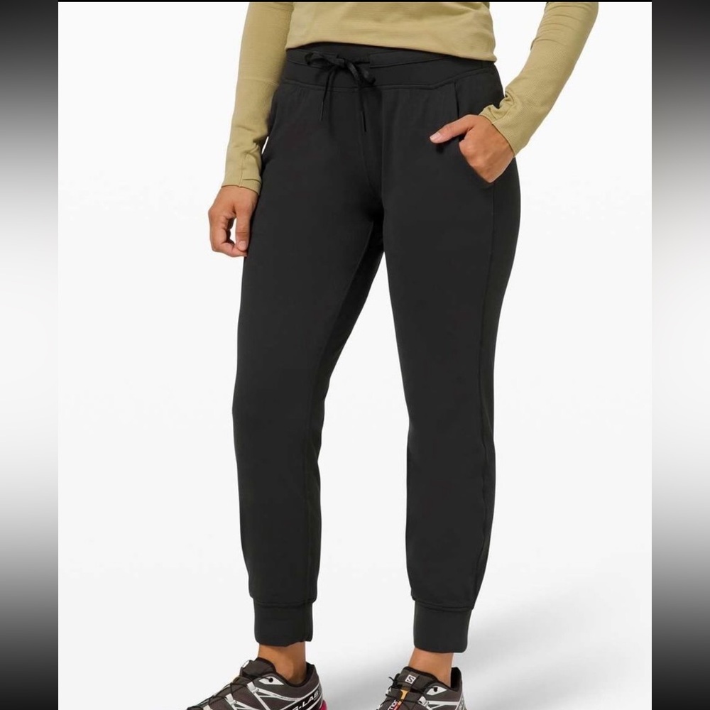 Lululemon Ready to Rulu 7/8 Jogger